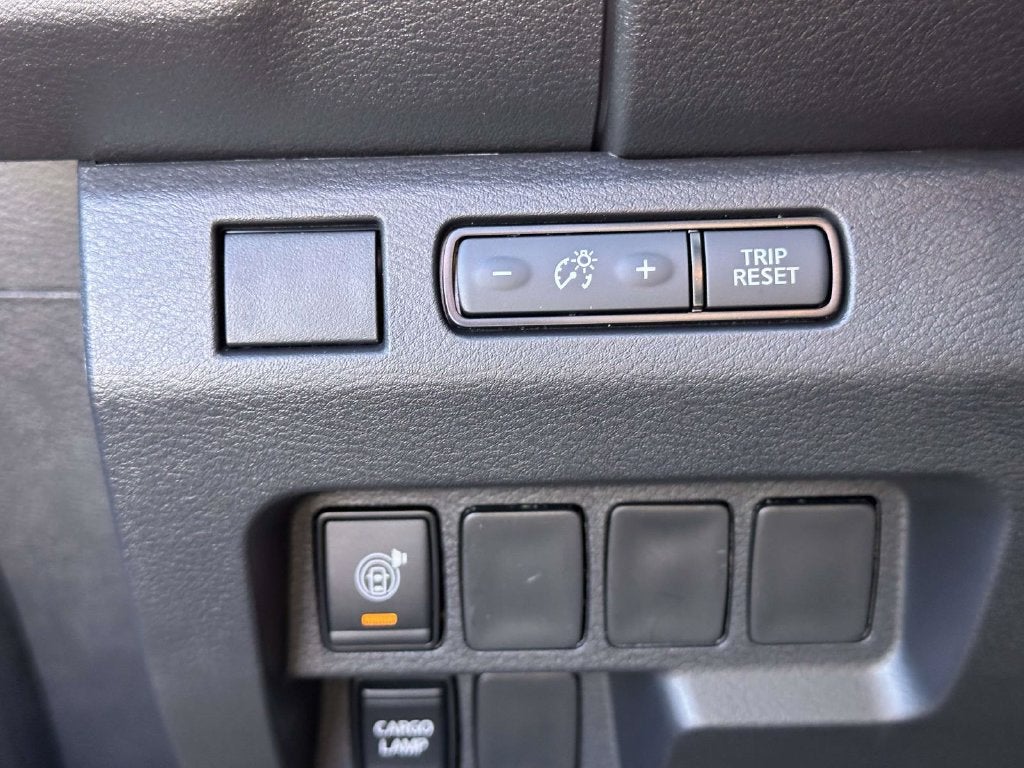 2027 Nissan Frontier Crew Cab SV