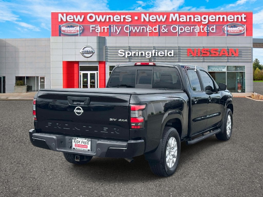 2022 Nissan Frontier SV