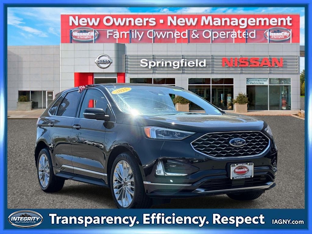2022 Ford Edge Titanium