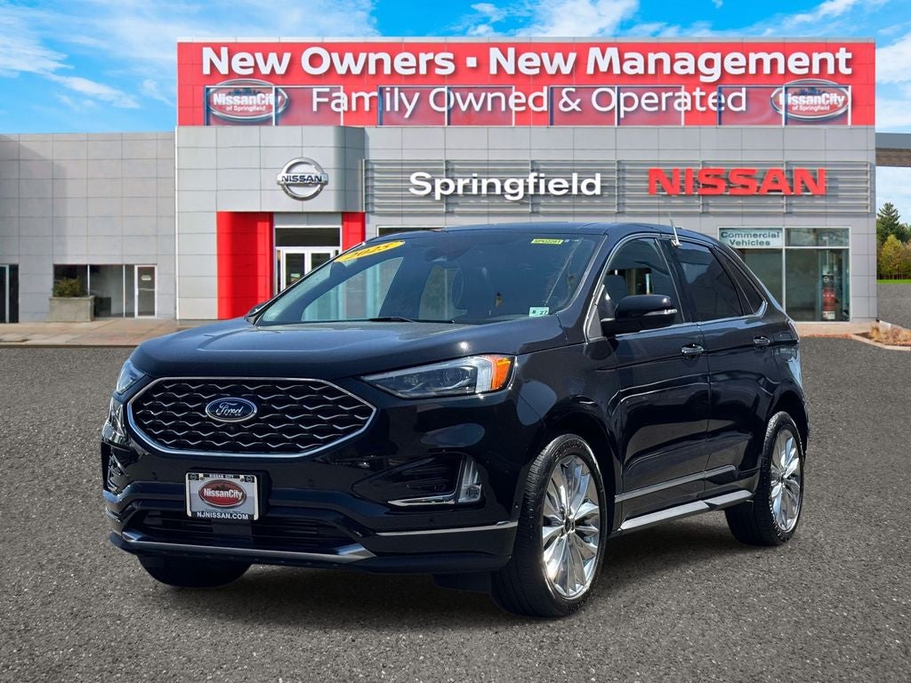 2022 Ford Edge Titanium