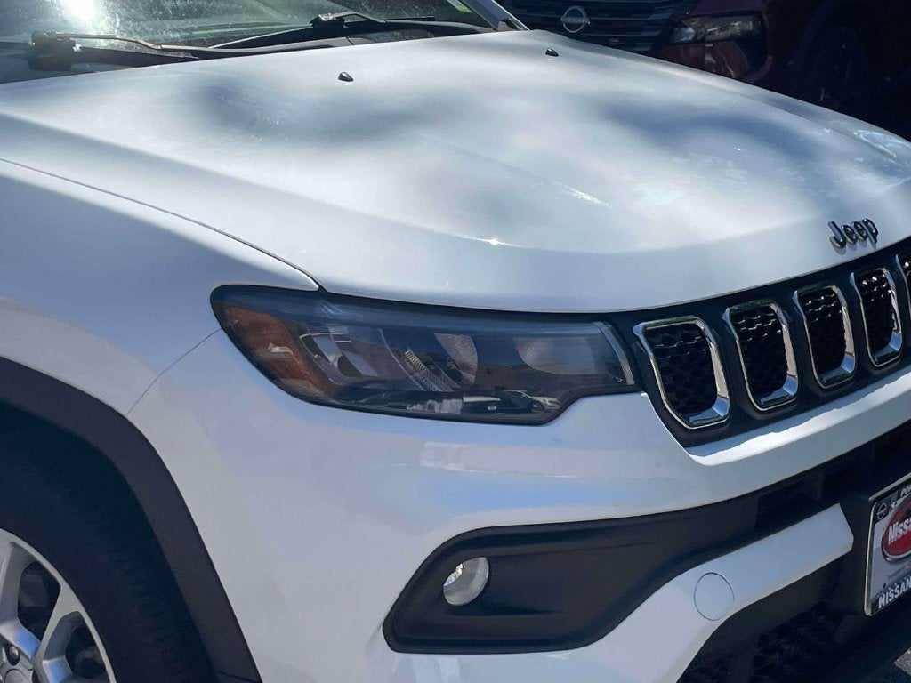 2023 Jeep Compass Latitude Lux