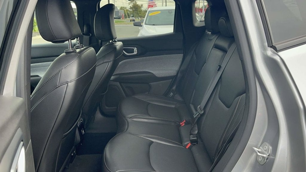 2023 Jeep Compass Latitude Lux