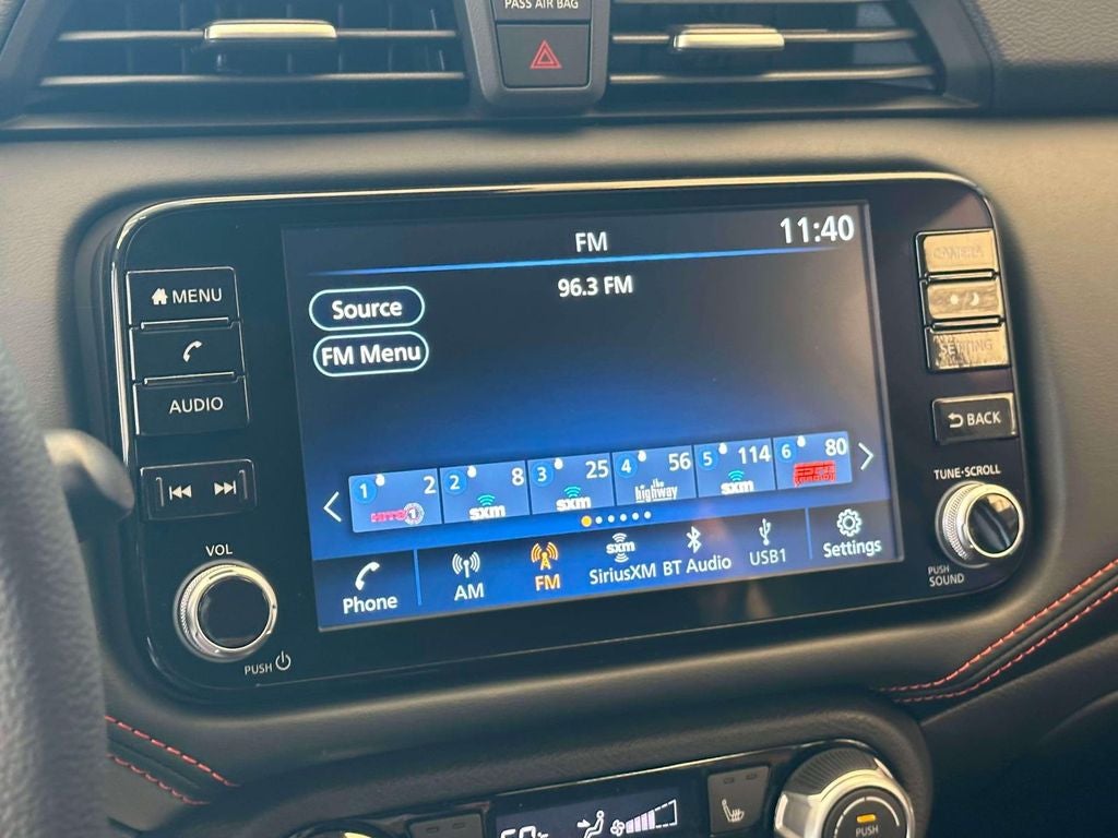 2025 Nissan Versa SR