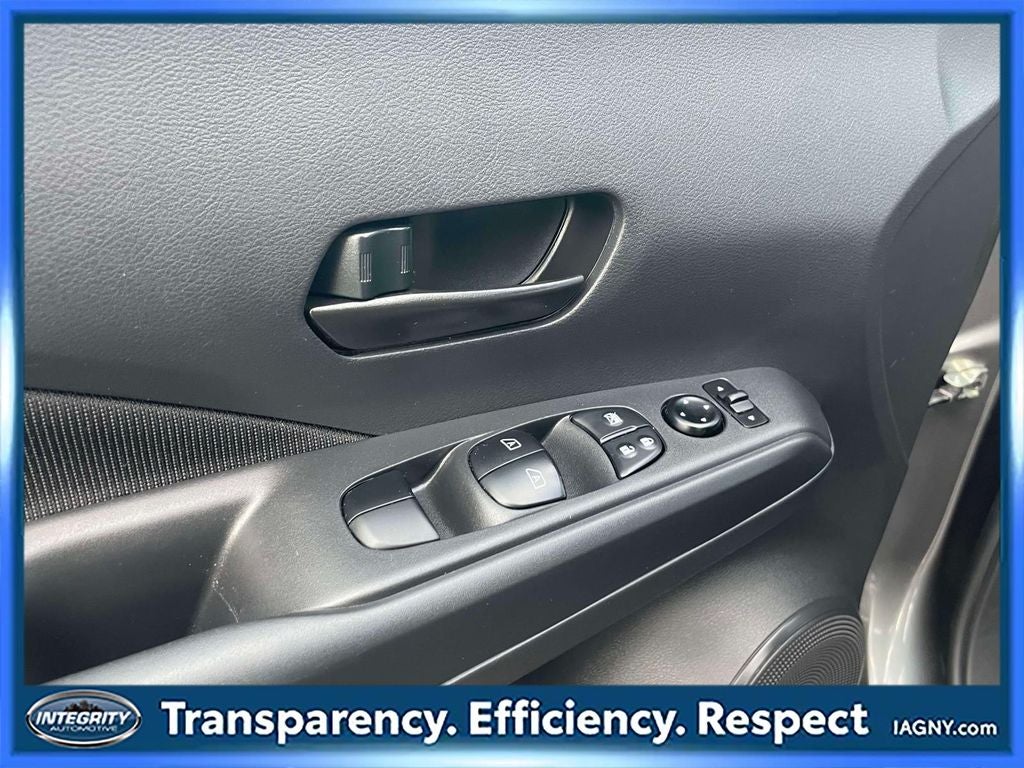 2025 Nissan Kicks Play S CERTIFIED