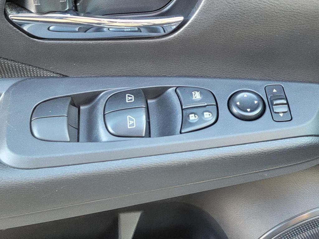 2024 Nissan Kicks SV CERTIFIED