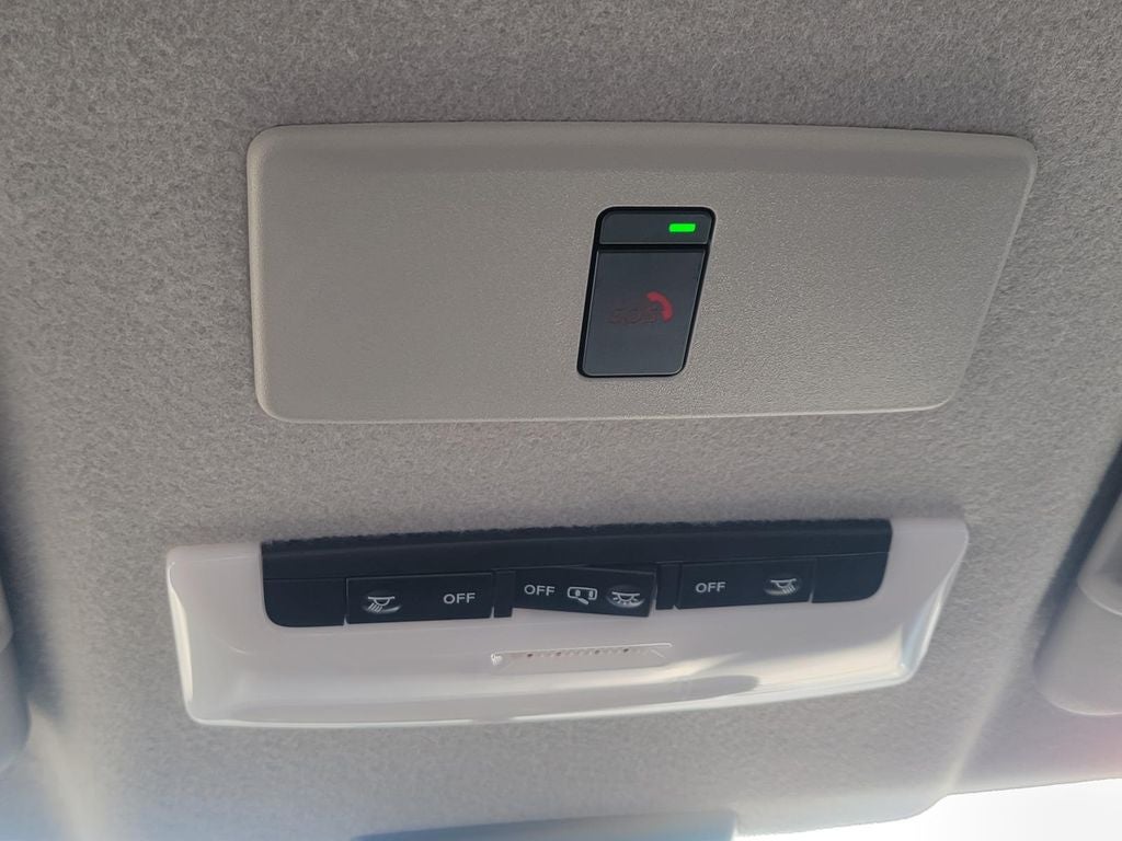 2024 Nissan Kicks SV CERTIFIED