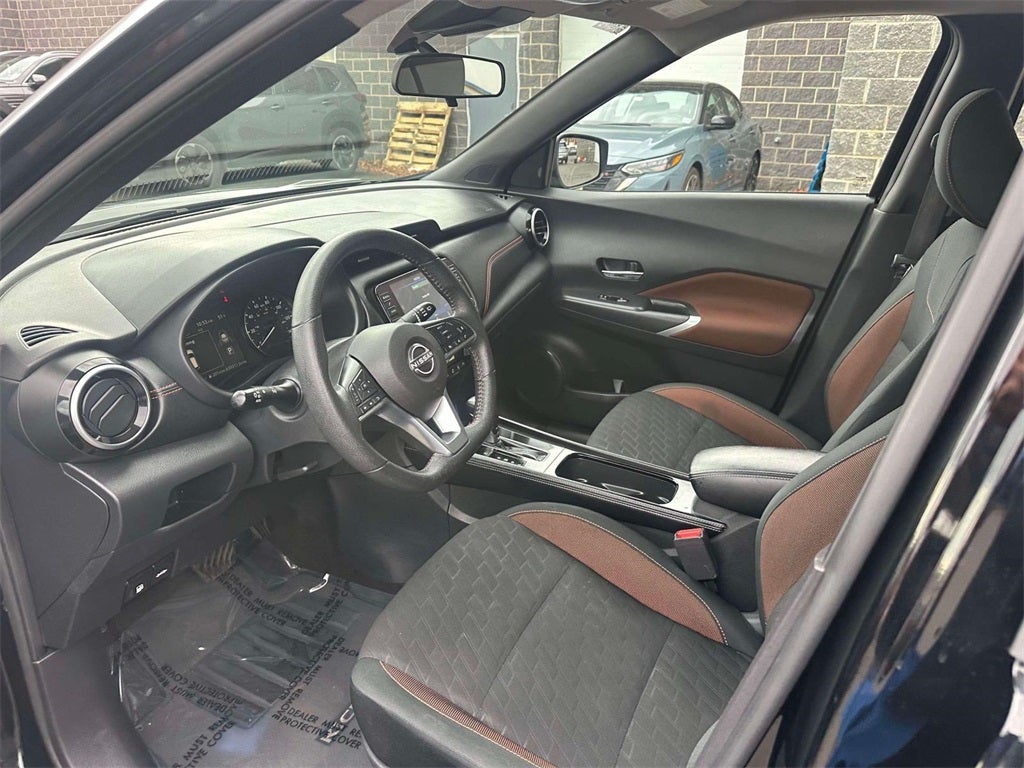 2024 Nissan Kicks SR