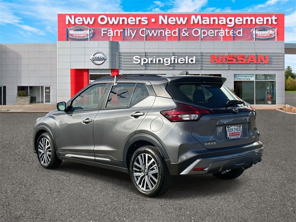 2024 Nissan Kicks SR