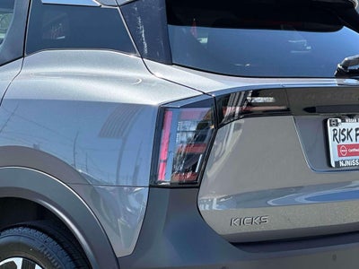 2025 Nissan Kicks SV