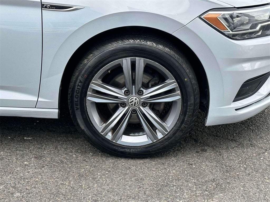 2019 Volkswagen Jetta R-Line