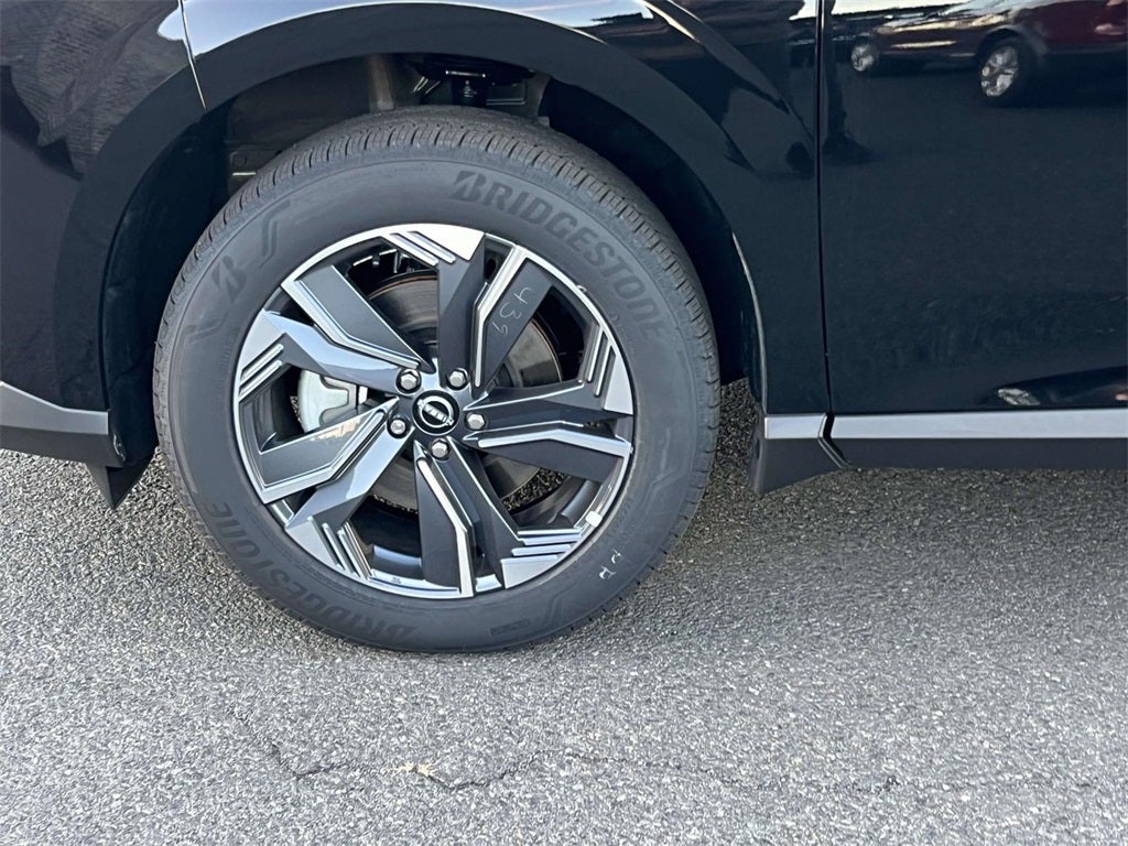 2025 Nissan Murano SL