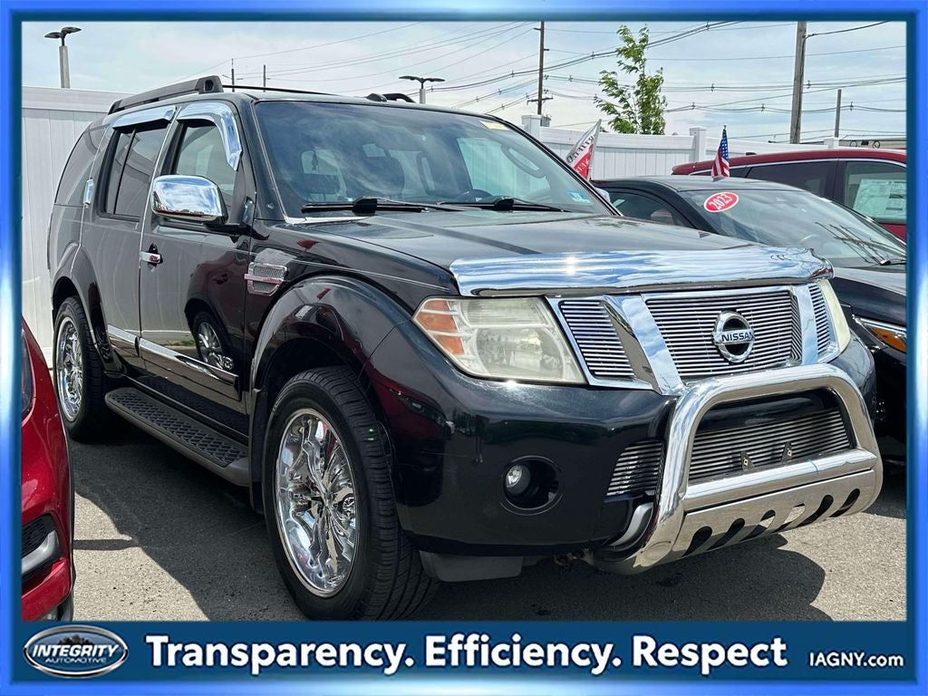 2008 Nissan Pathfinder LE