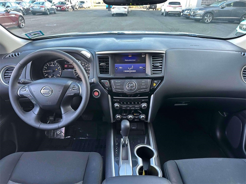 2019 Nissan Pathfinder SV