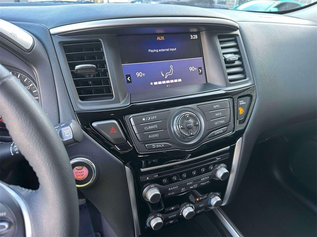 2019 Nissan Pathfinder SV