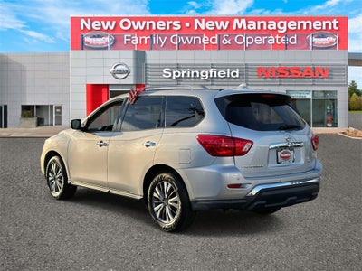 2019 Nissan Pathfinder SV