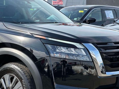 2025 Nissan Pathfinder S