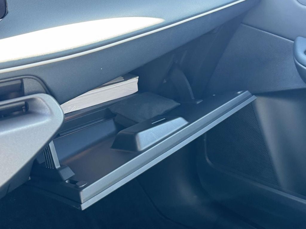 2026 Nissan LEAF Platinum+