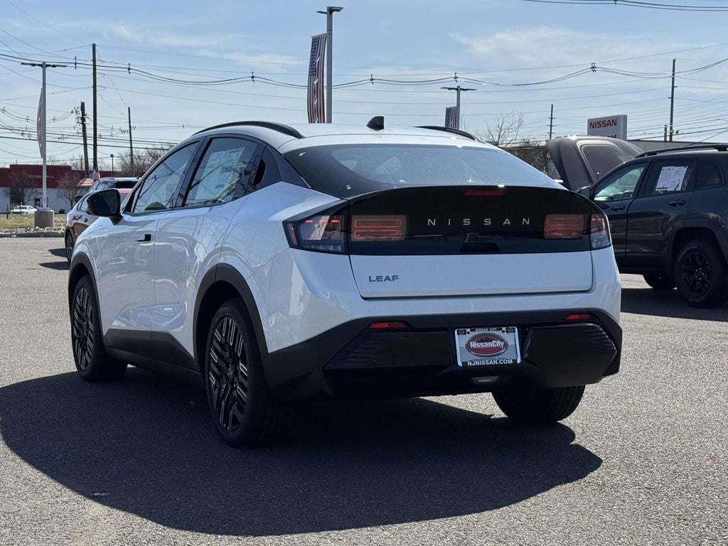 2026 Nissan LEAF Platinum+
