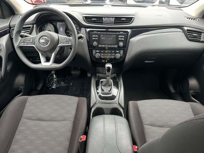 2017 Nissan Rogue Sport SV