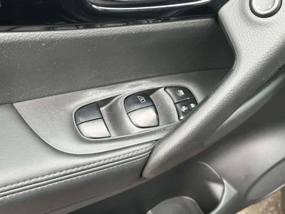 2017 Nissan Rogue Sport SV