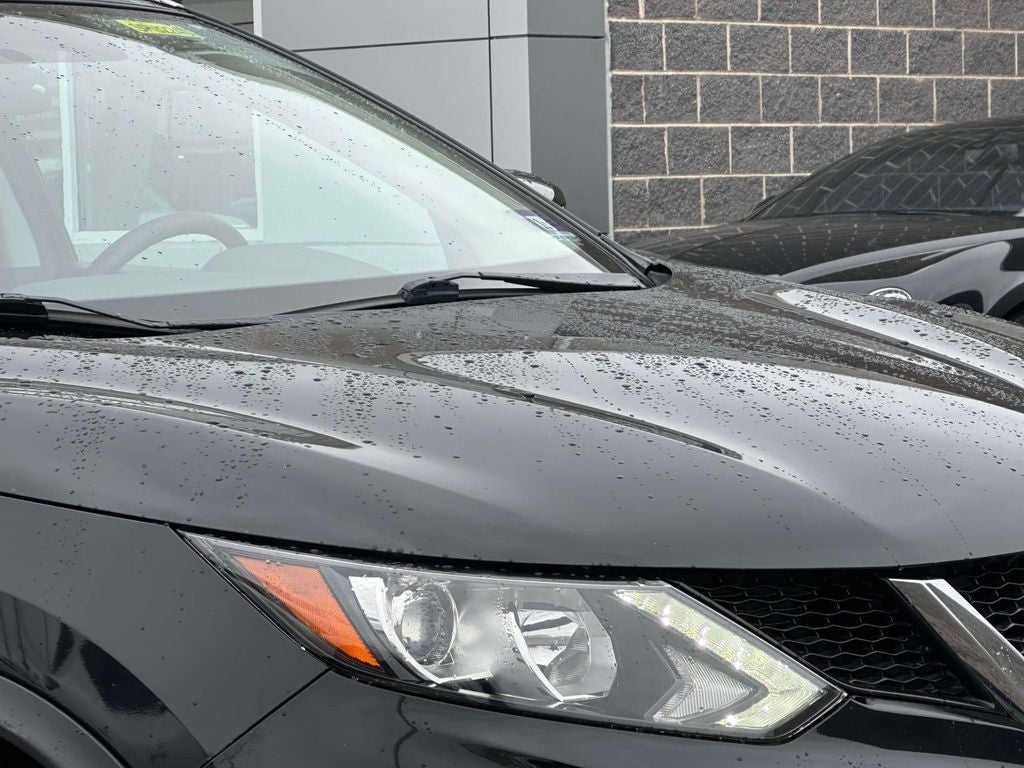 2017 Nissan Rogue Sport SV