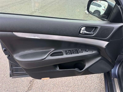 2011 INFINITI G37 X