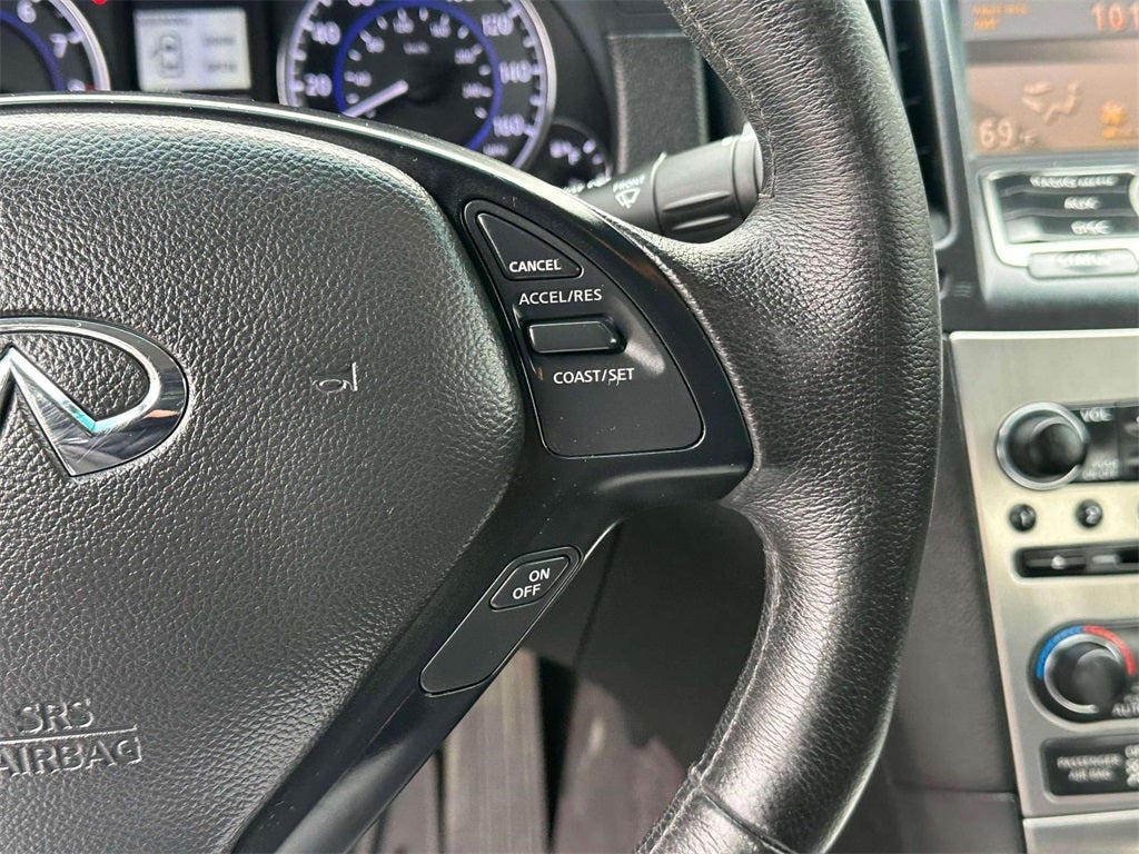 2011 INFINITI G37 X