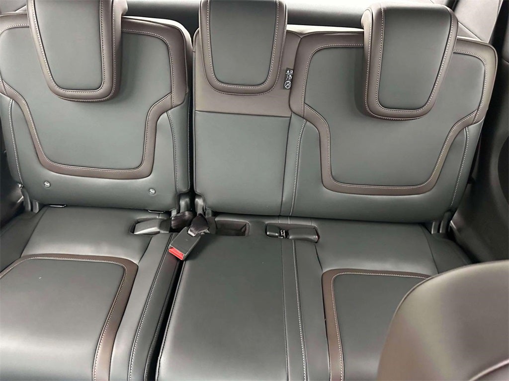 2025 Nissan Armada SL