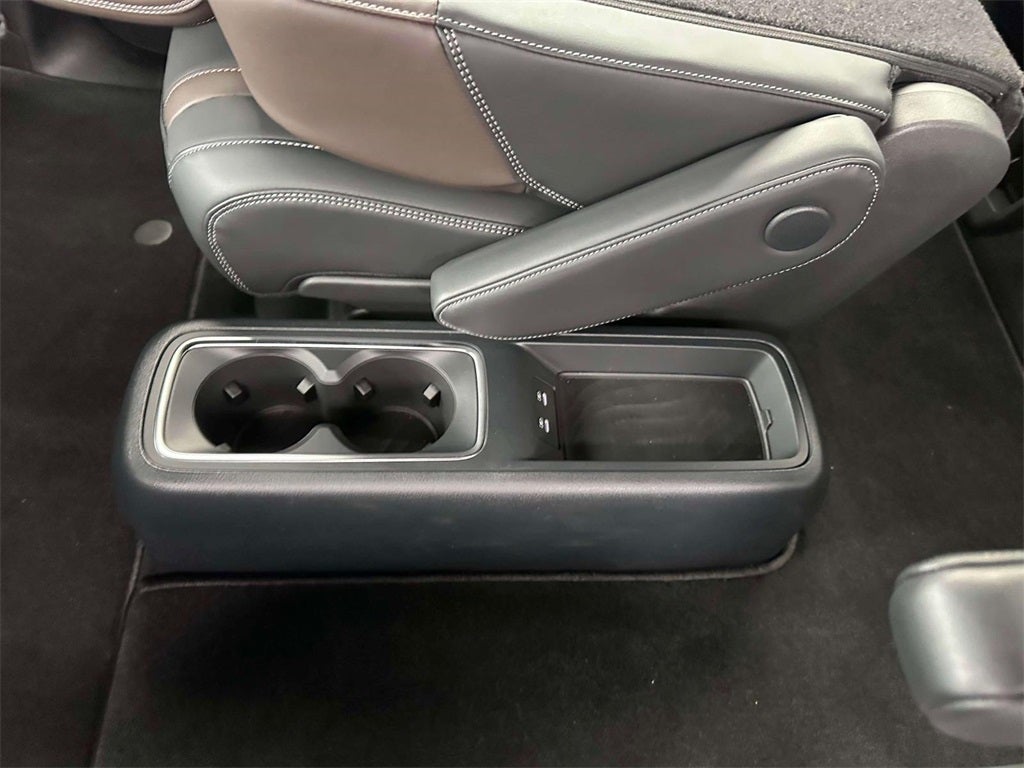 2025 Nissan Armada SL