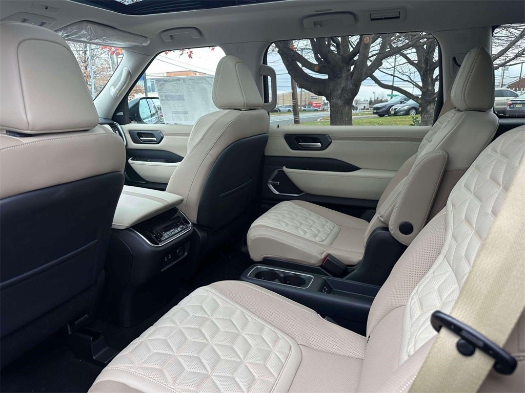 2025 Nissan Armada Platinum Reserve