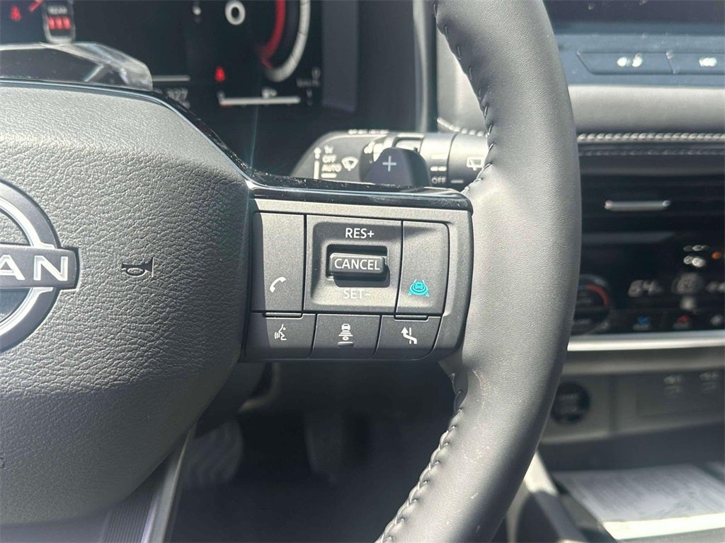 2025 Nissan Rogue SL