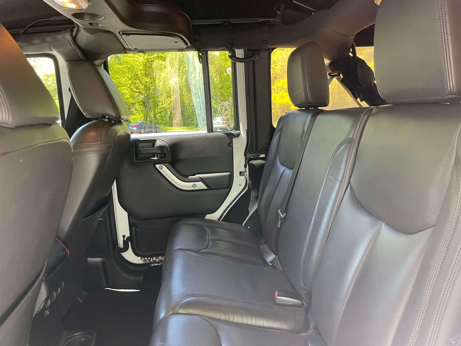 2015 Jeep Wrangler Unlimited Sahara