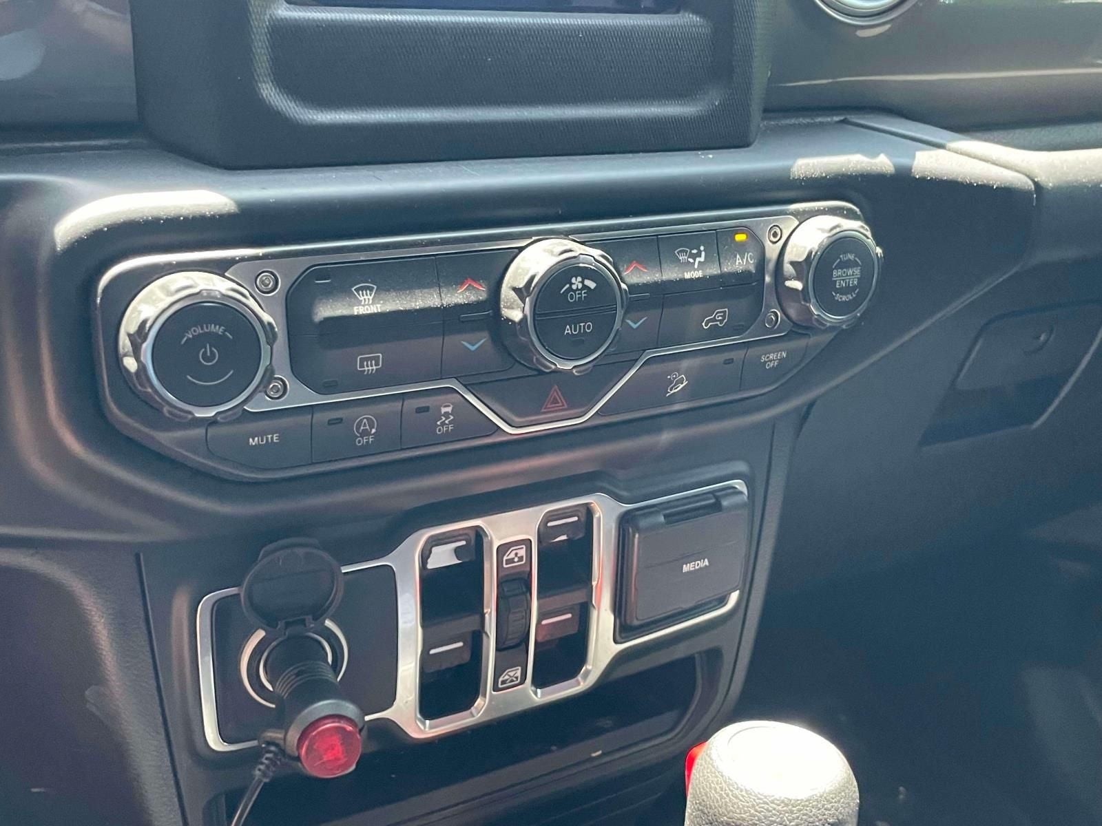 2019 Jeep Wrangler Unlimited Sahara 4x4