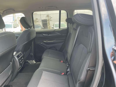 2023 Jeep Grand Cherokee Laredo 4x4