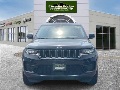 2023 Jeep Grand Cherokee Laredo 4x4