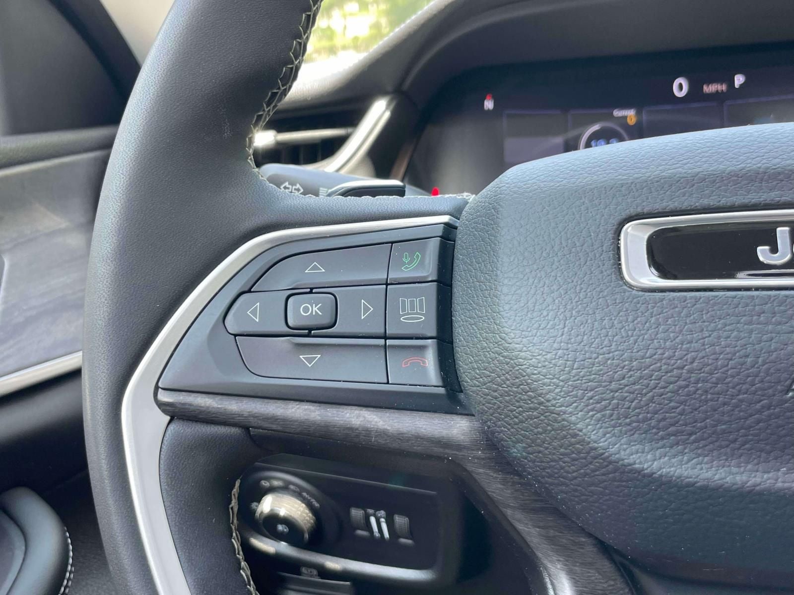 2023 Jeep Grand Cherokee L Limited 4x4