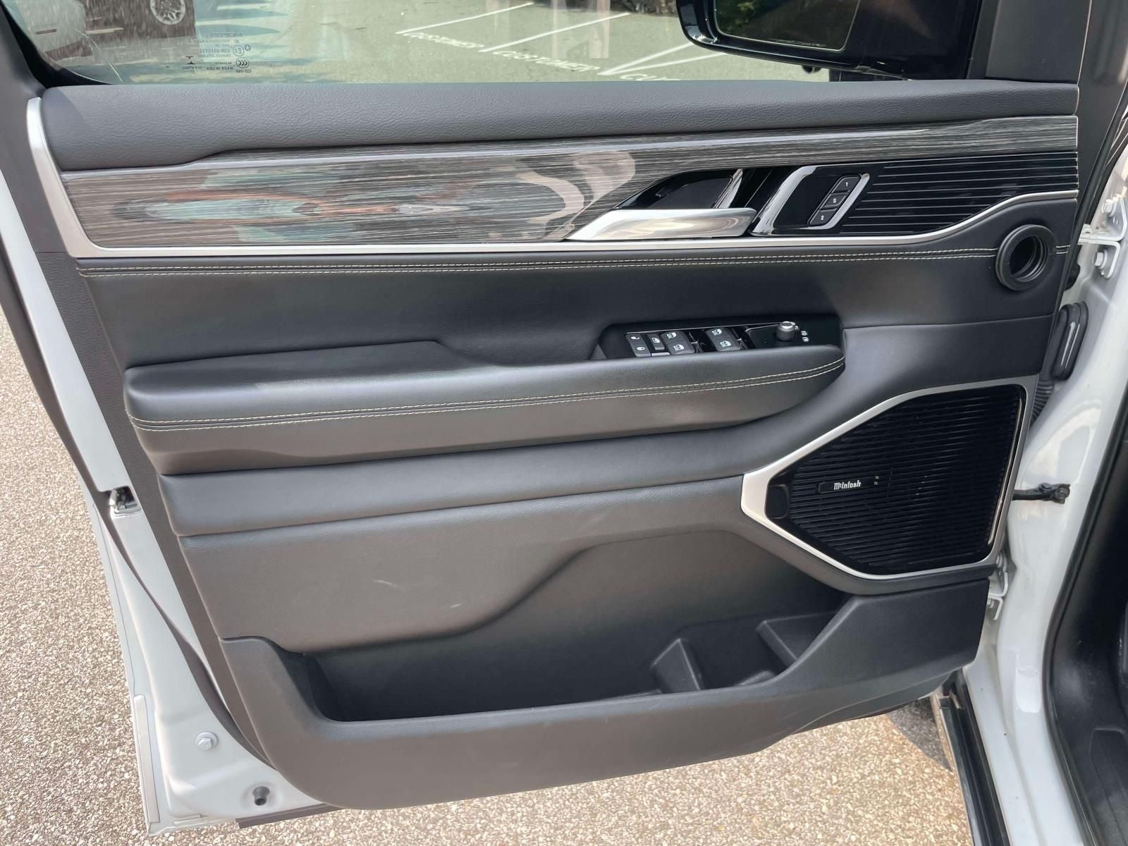 2022 Jeep Wagoneer Series III 4x4