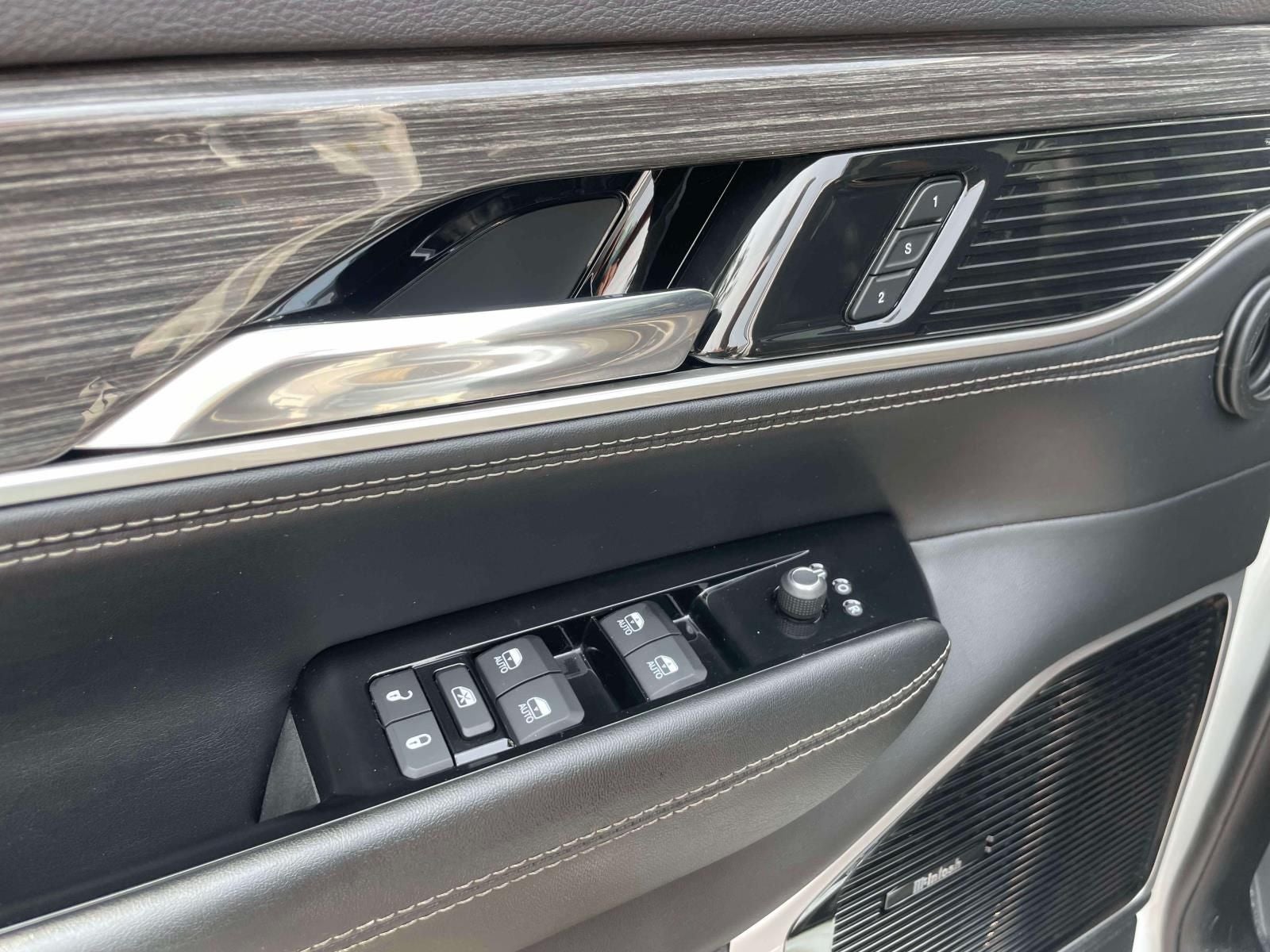 2022 Jeep Wagoneer Series III 4x4