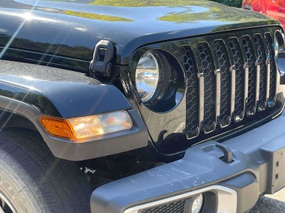 2022 Jeep Gladiator Sport S 4x4