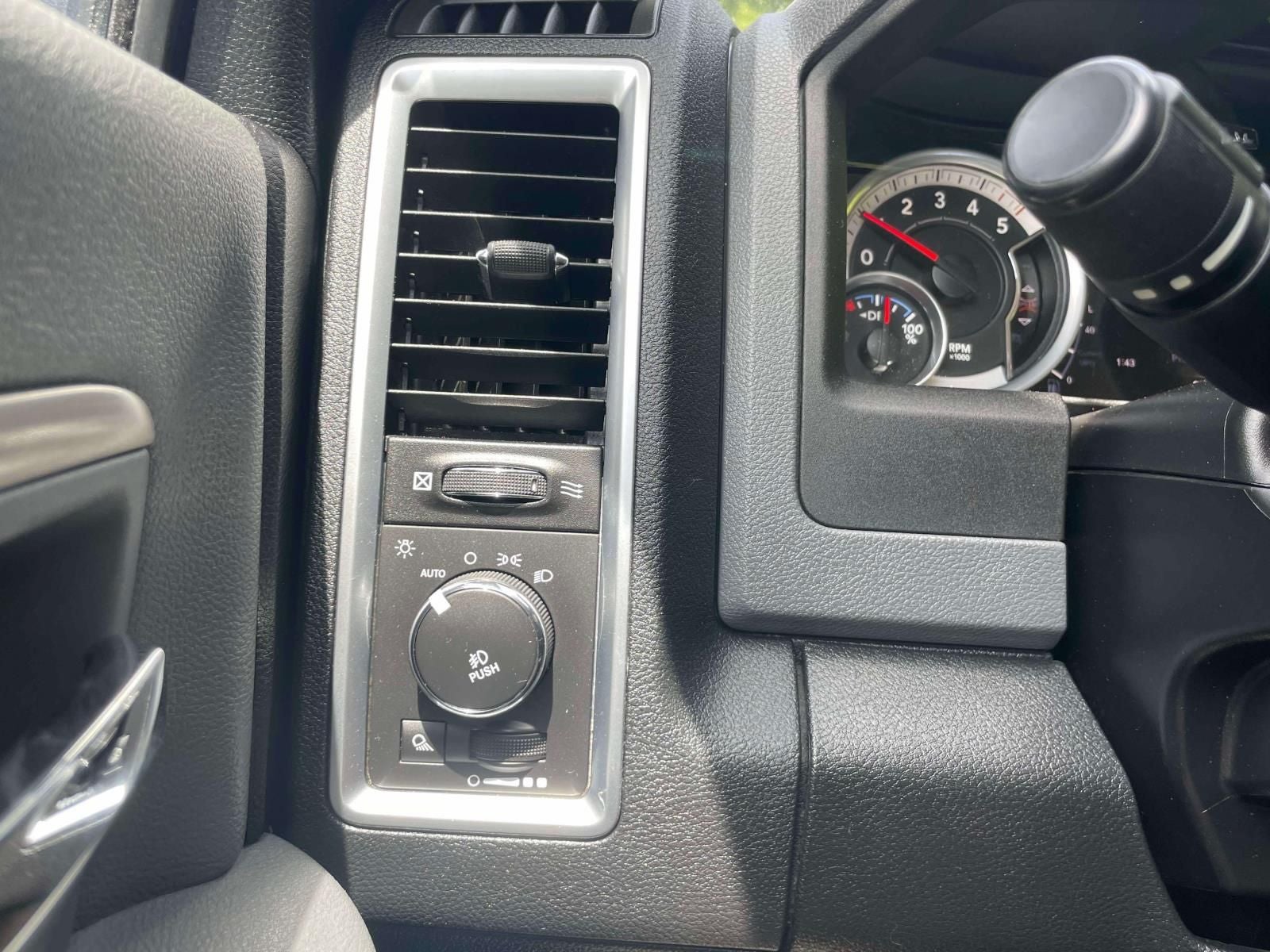 2016 RAM 1500 Big Horn