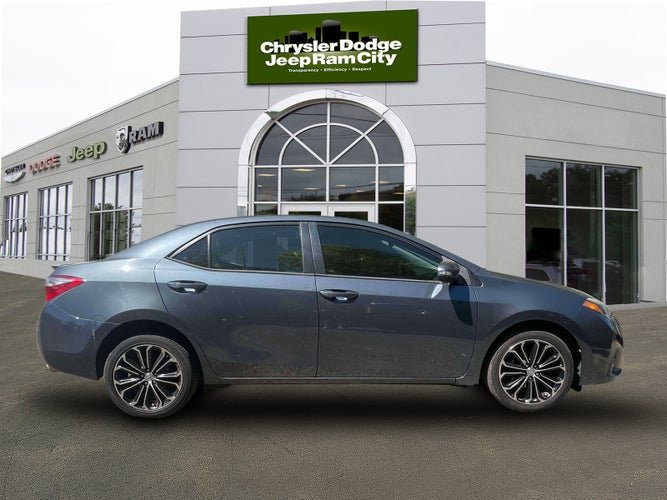 2015 Toyota Corolla L in Port Chester, NY - Nissan City of Port Chester