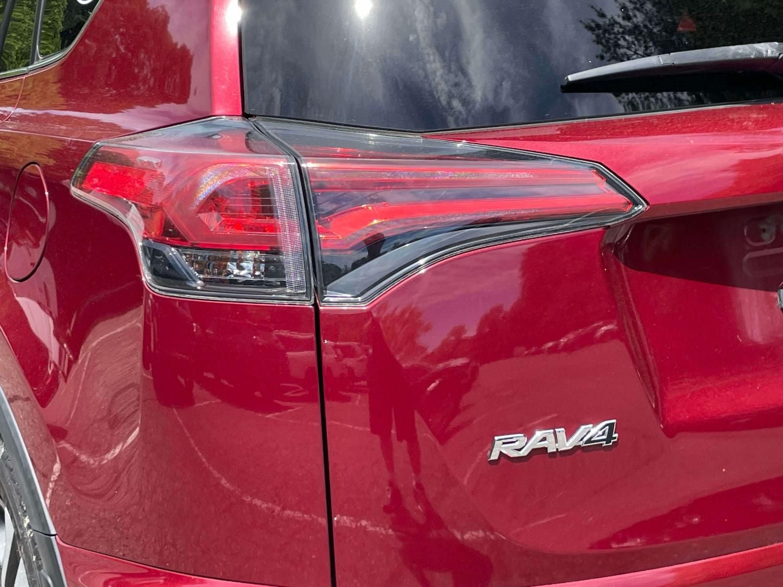 2018 Toyota RAV4 LE