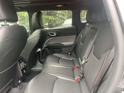 2023 Jeep Compass Latitude Lux FWD