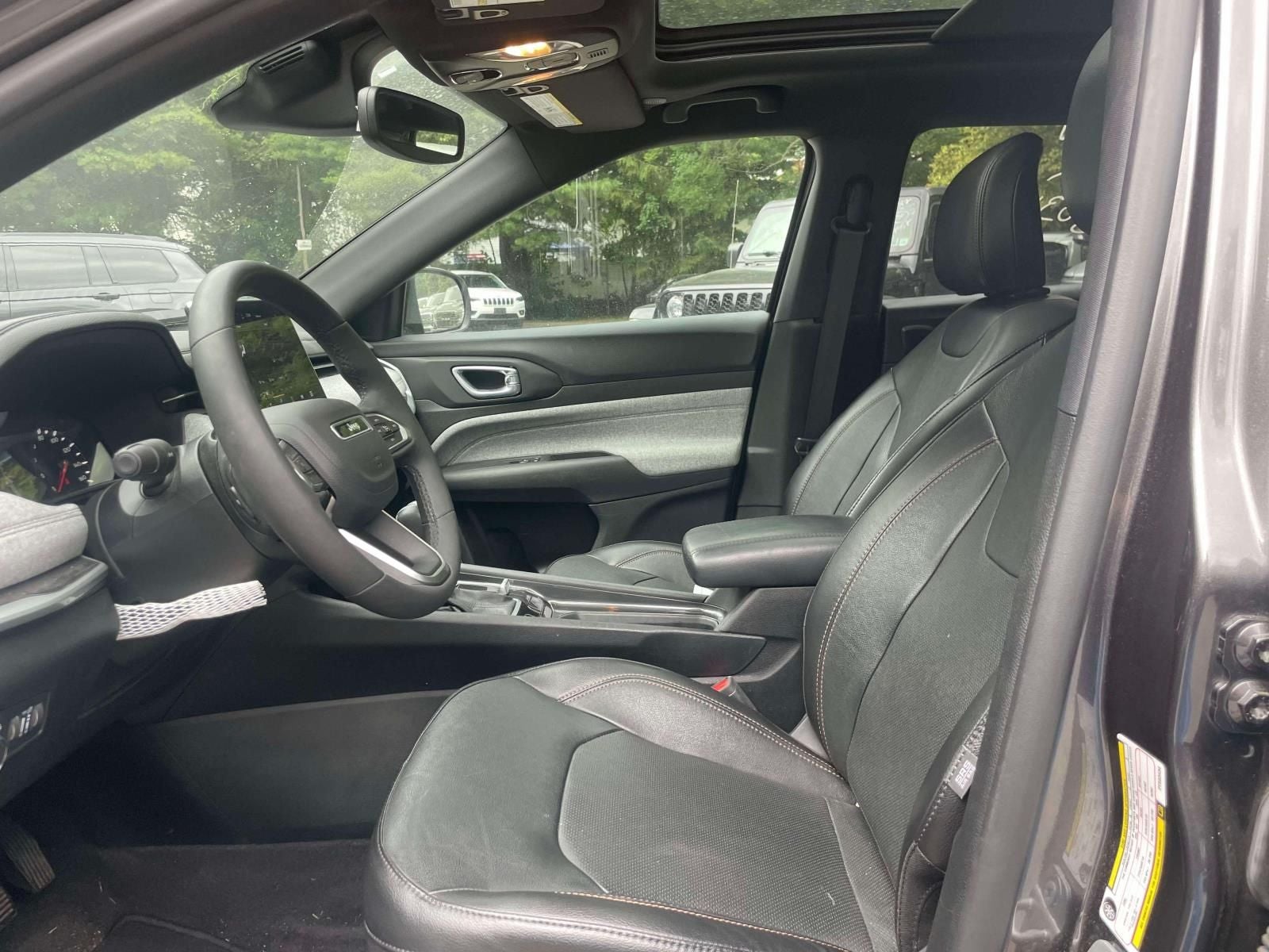 2023 Jeep Compass Latitude Lux FWD