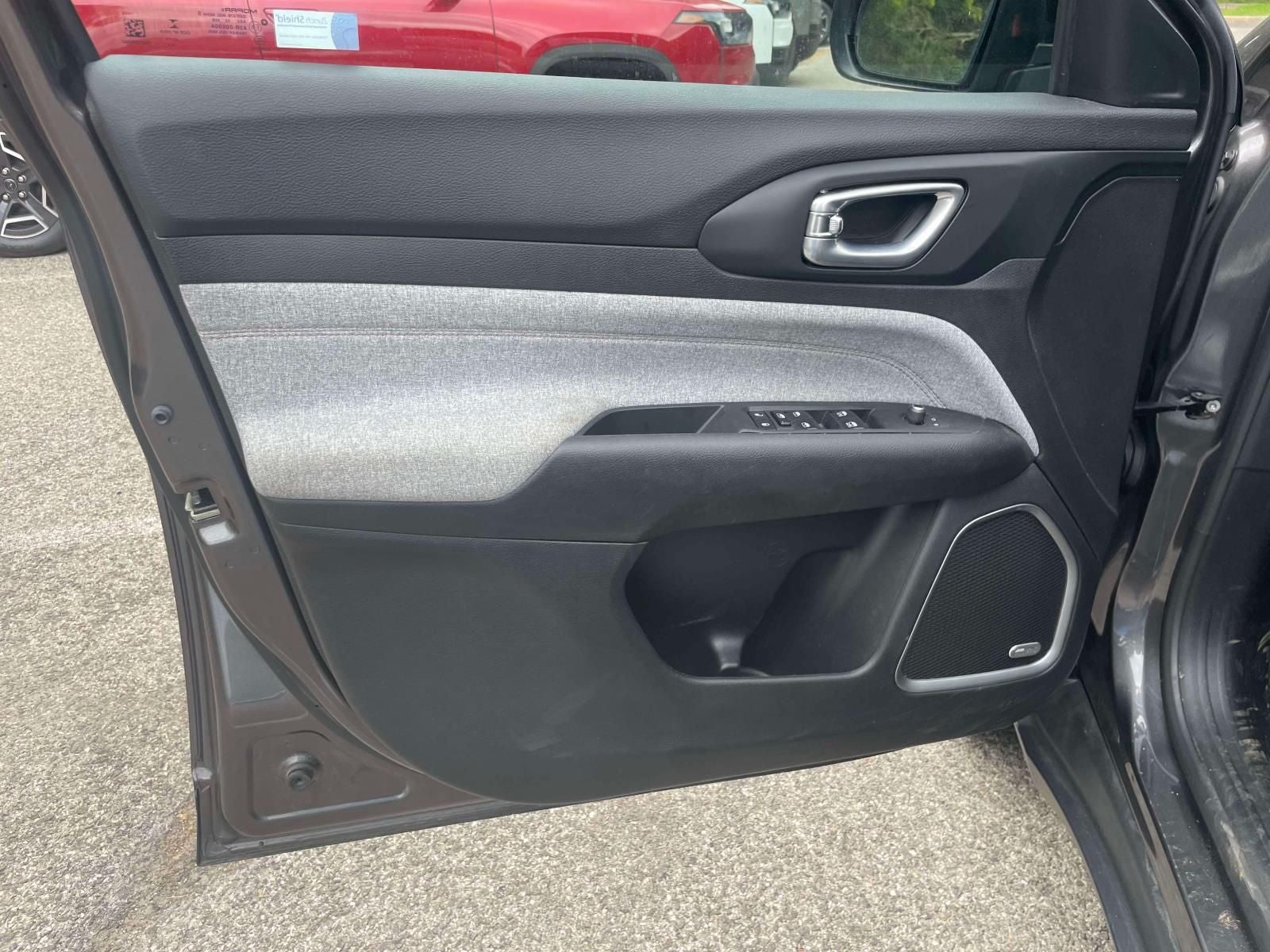 2023 Jeep Compass Latitude Lux FWD