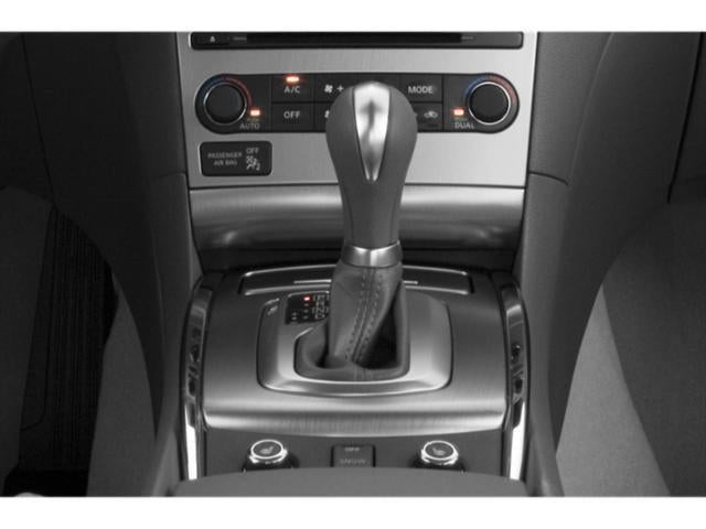 2015 INFINITI Q40 Base