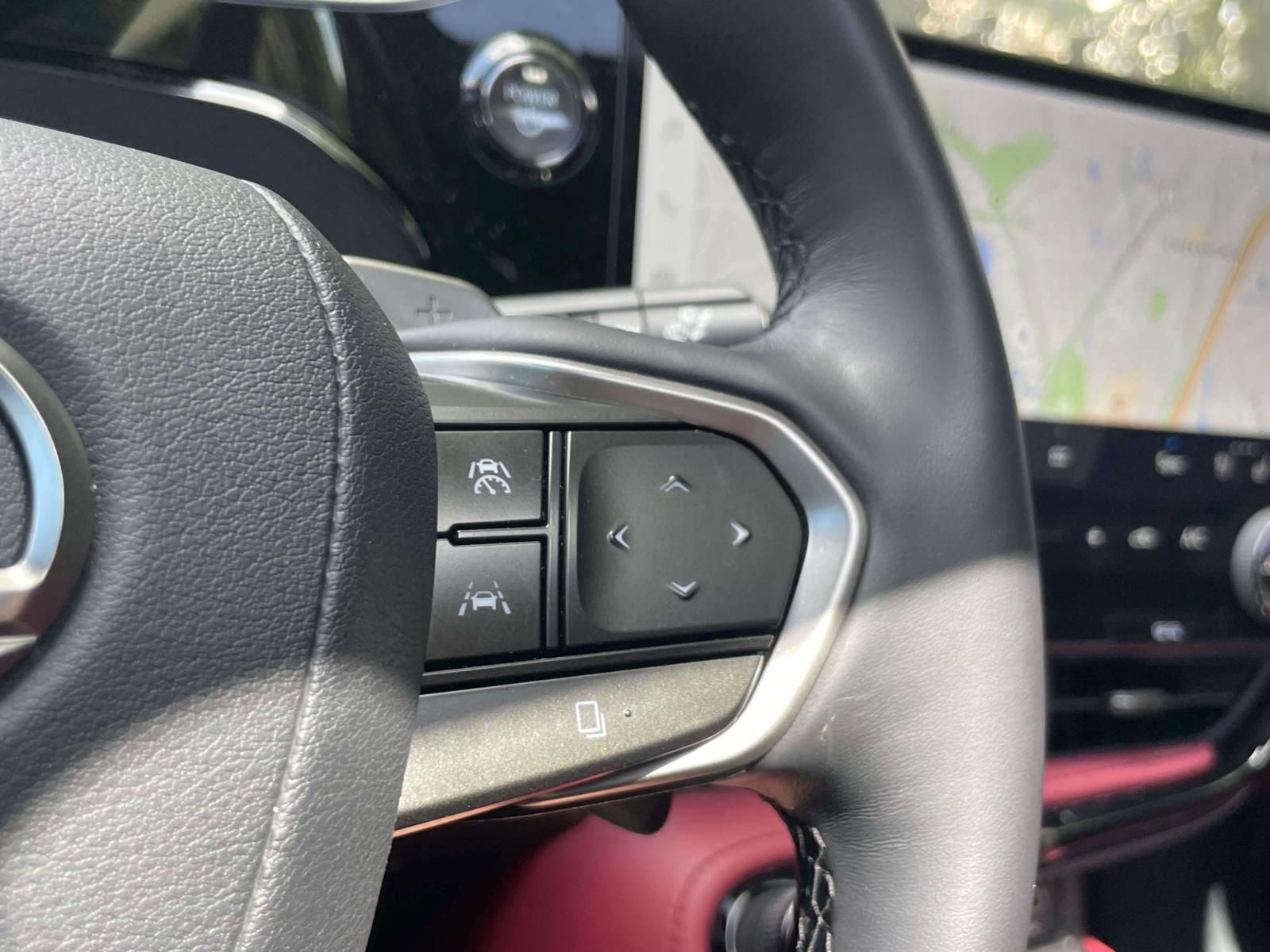 2025 Lexus NX 450h+ Luxury