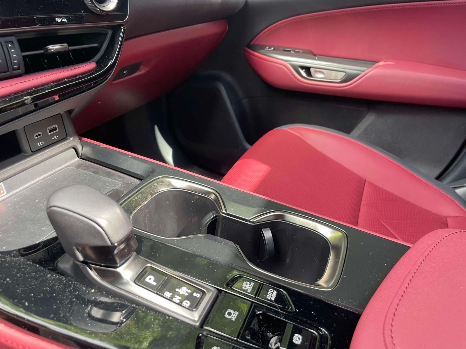 2025 Lexus NX 450h+ Luxury
