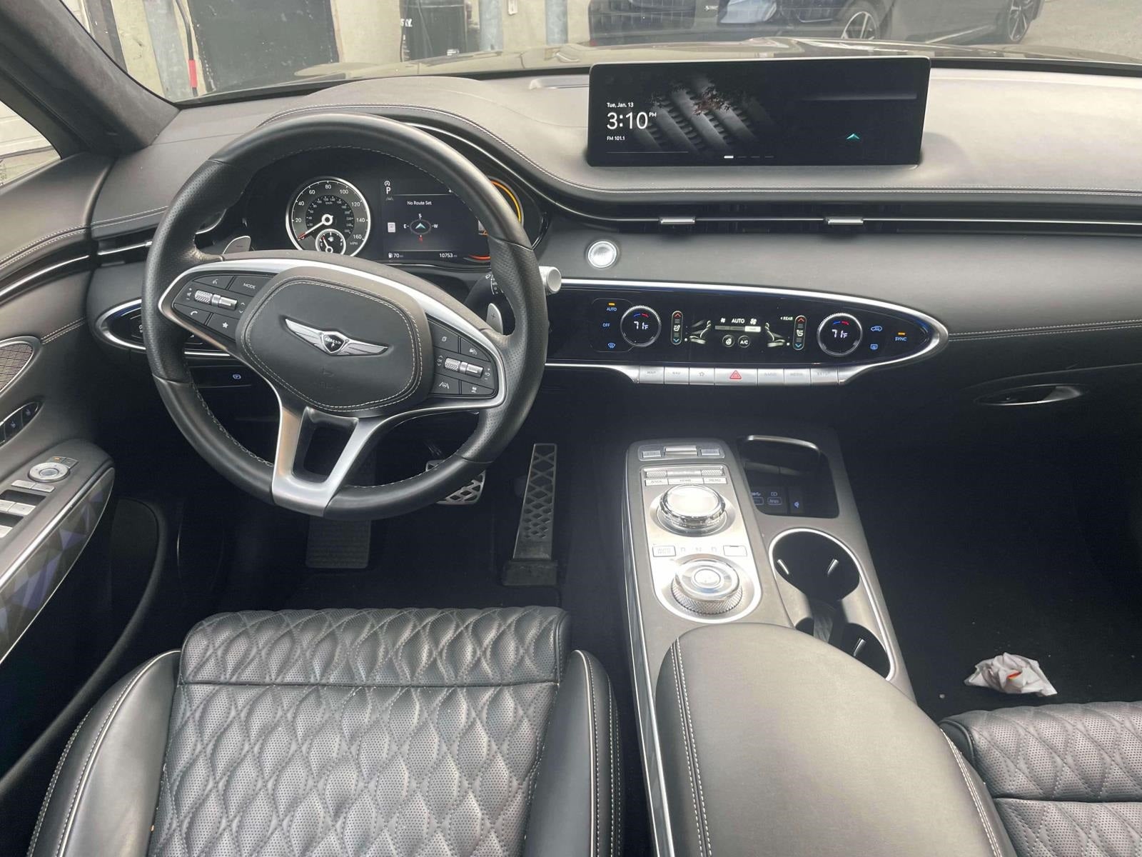 2025 Genesis GV70 3.5T AWD Sport