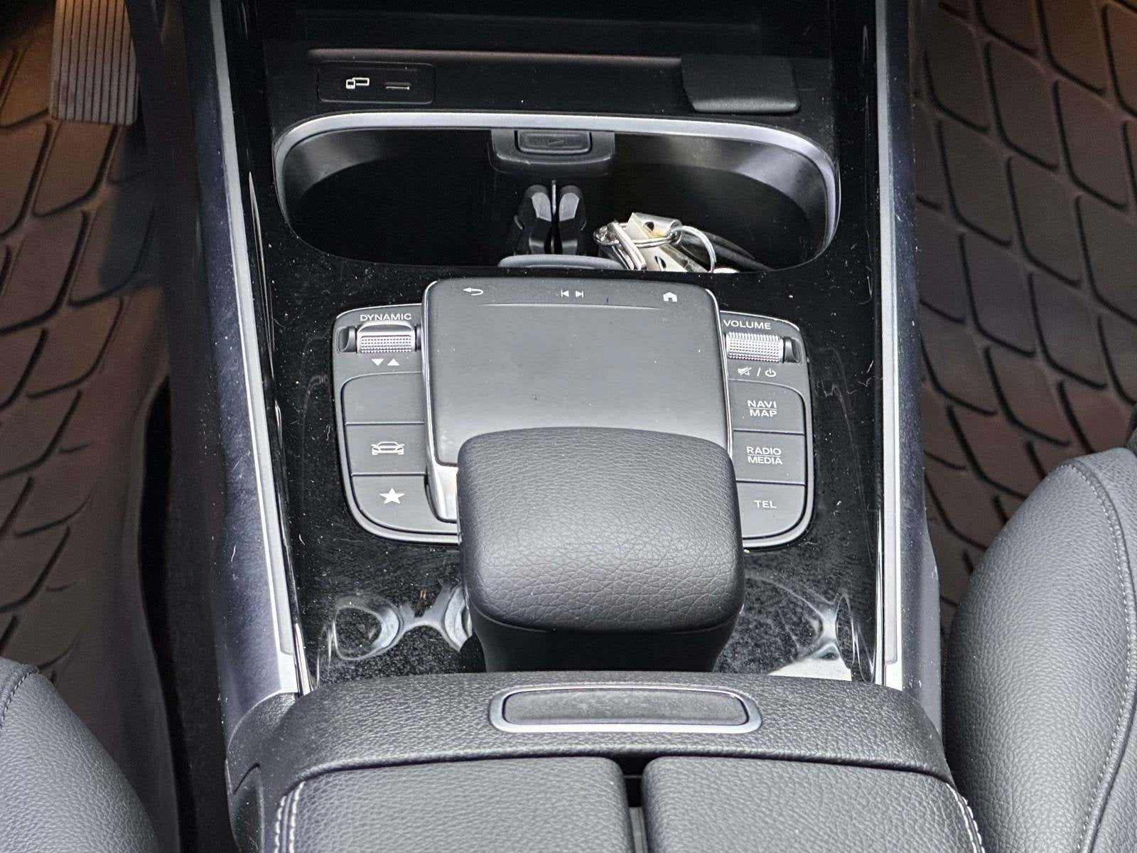 2023 Mercedes-Benz GLB 250 4MATIC®
